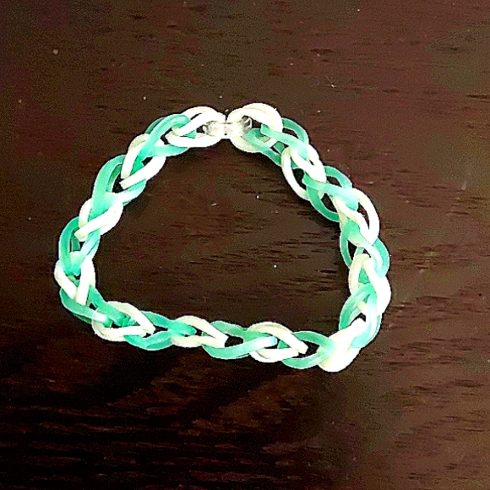 Single bracelet